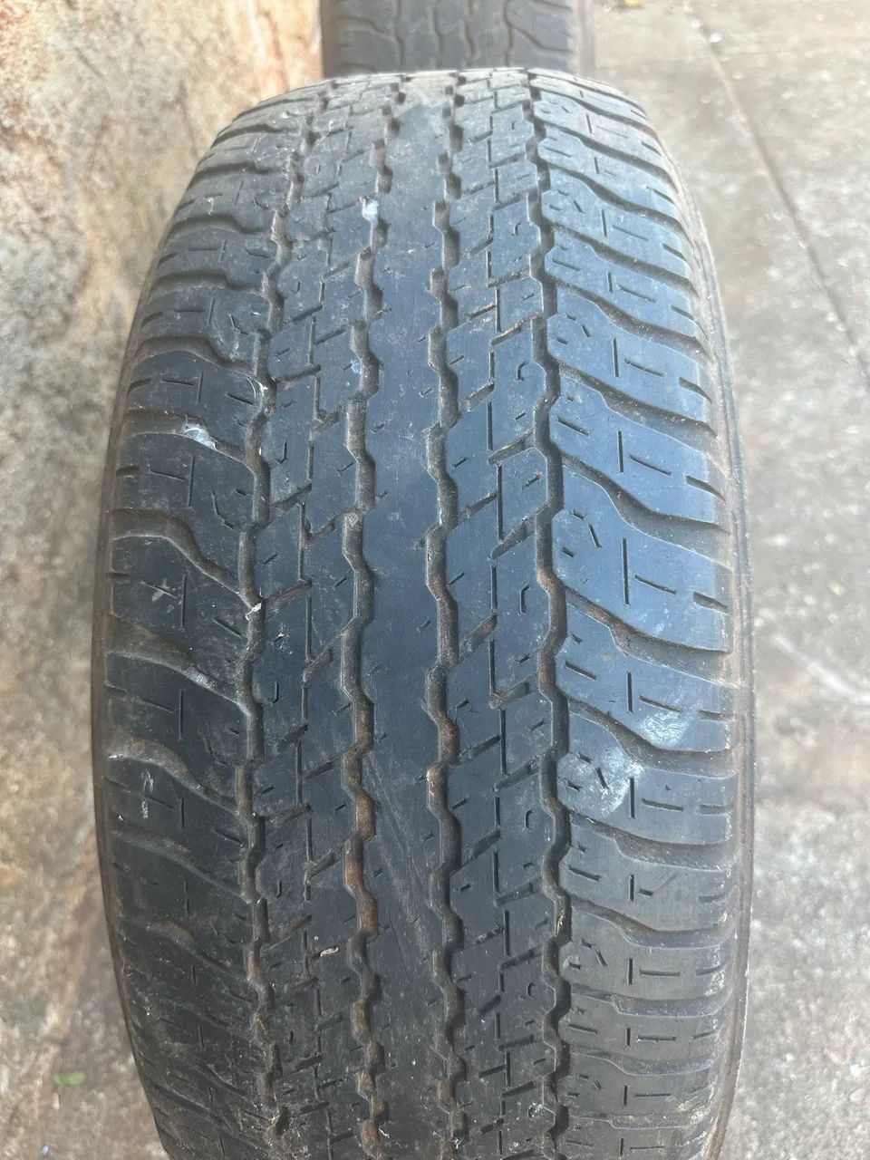 Vendo 2 pneus Dunlop - Foto 2