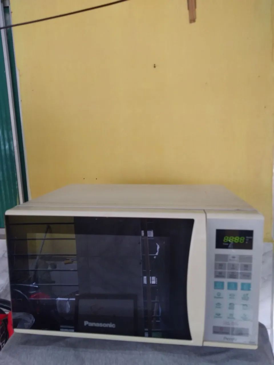 Microondas Panasonic Picollo 20L