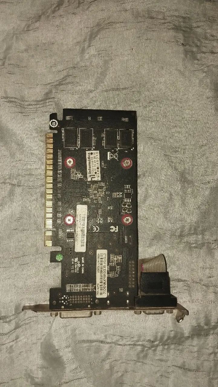 Placa de video GT 710 - Placas de Vídeo - Parque das Amendoeiras ...