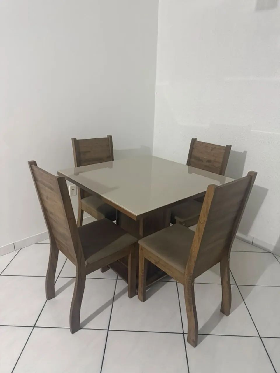 MESA 4 CADEIRAS - Foto 4
