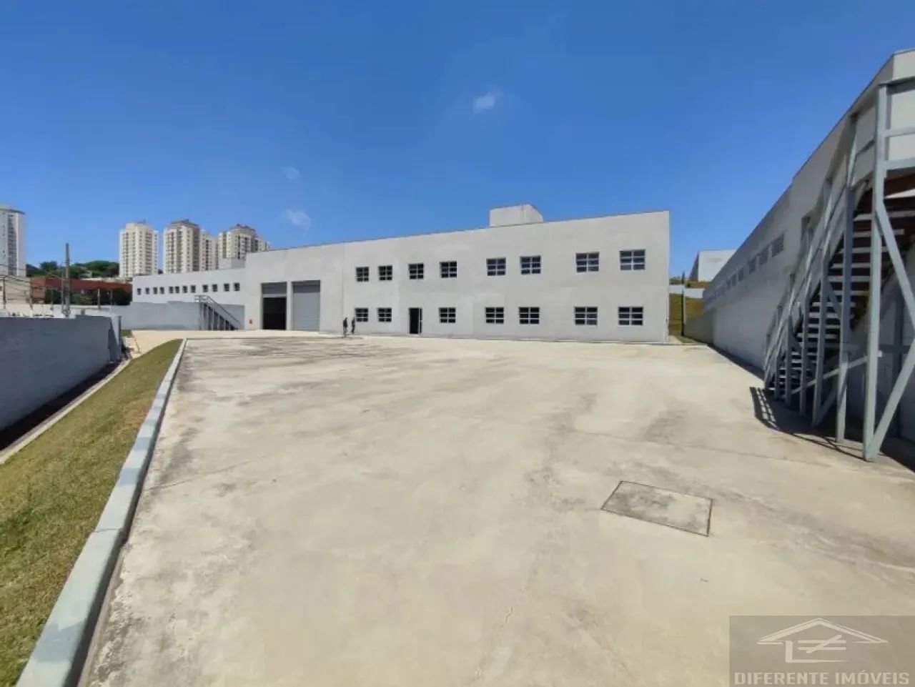 Galpão para alugar Zona Leste 3.000m2 Sao Paulo - Foto 2