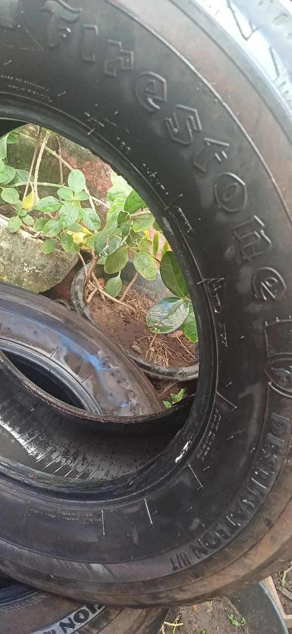 Pneus de caminhonete e bom estado aro 16/245/70 ,firestone 3 pneus 700 reais pra pega es $ - Foto 3