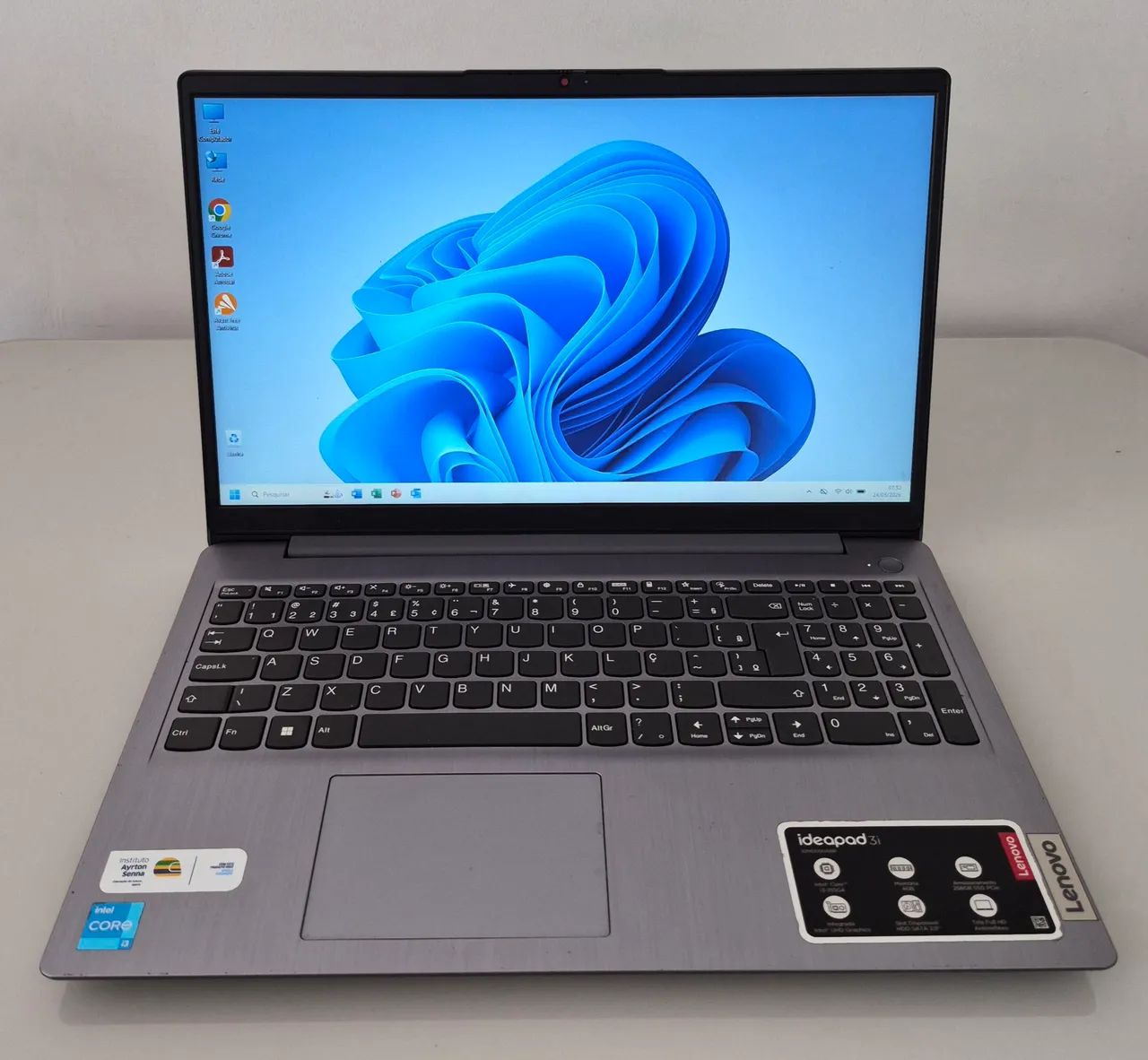 Notebook Lenovo Core i3 11 Geração 12GB de Memória SSD 256GB Suoer