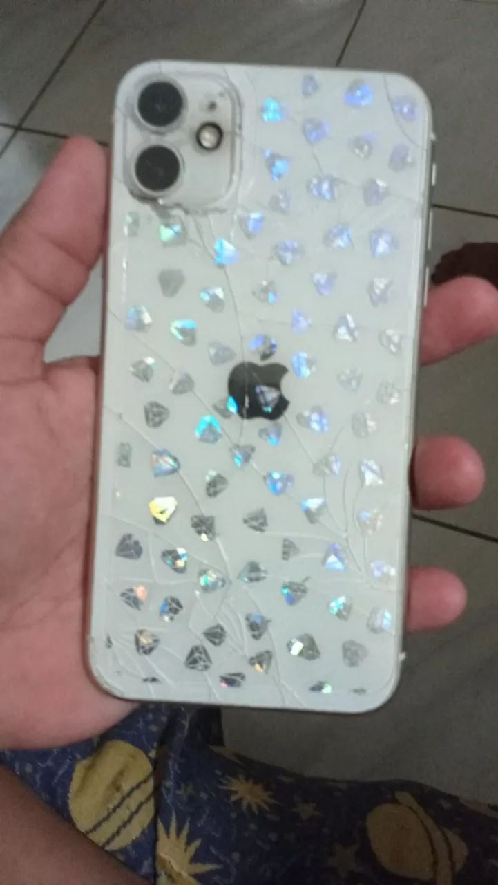 iPhone  11 - Foto 2