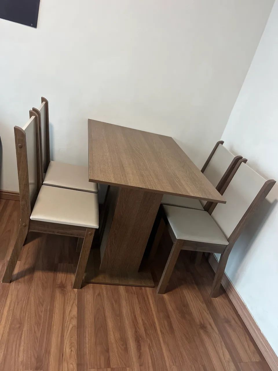 Mesa com 4 cadeiras Nova  - Foto 2