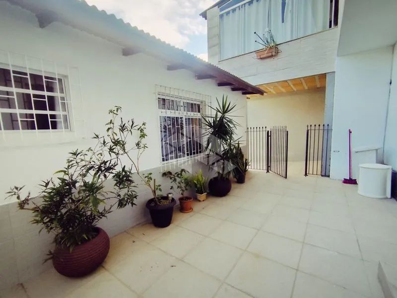 Casa Residencial 35M² - para Alugar