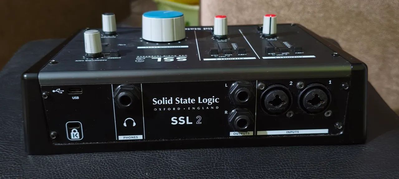 Placa de Áudio SSL 2 - Interface - Foto 2