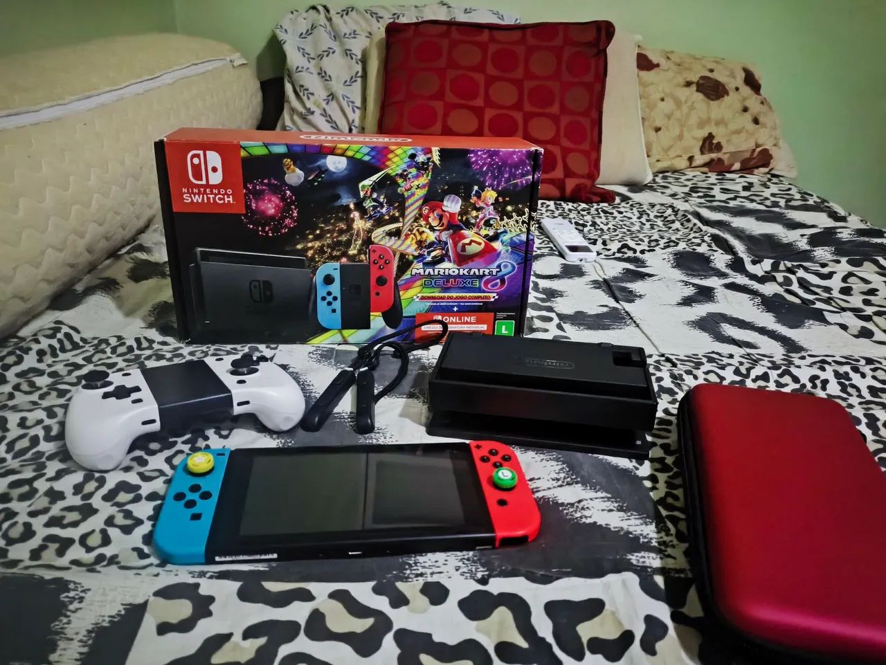 Nintendo Switch V2 Completo na Caixa + Controle Extra LinYuvo +