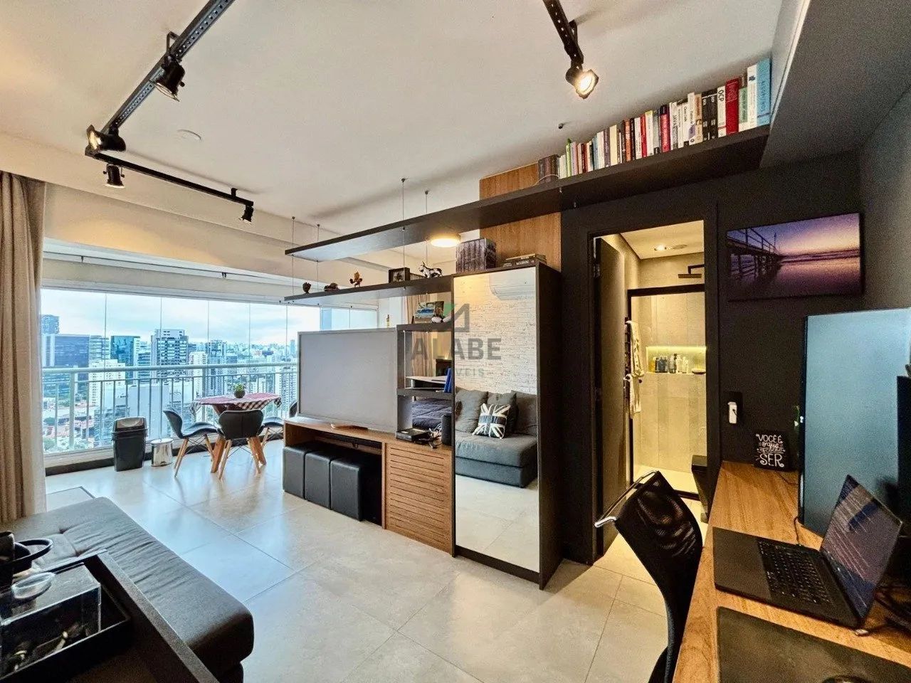 Studio Mobiliado em Pinheiros -com 34m² ce 2 Vagas de garagem - Foto 3