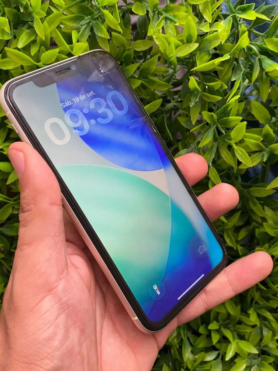 iPhone 11, 256gigas, bateria 70%, Face ID Off. funciona normalmente  - Foto 2