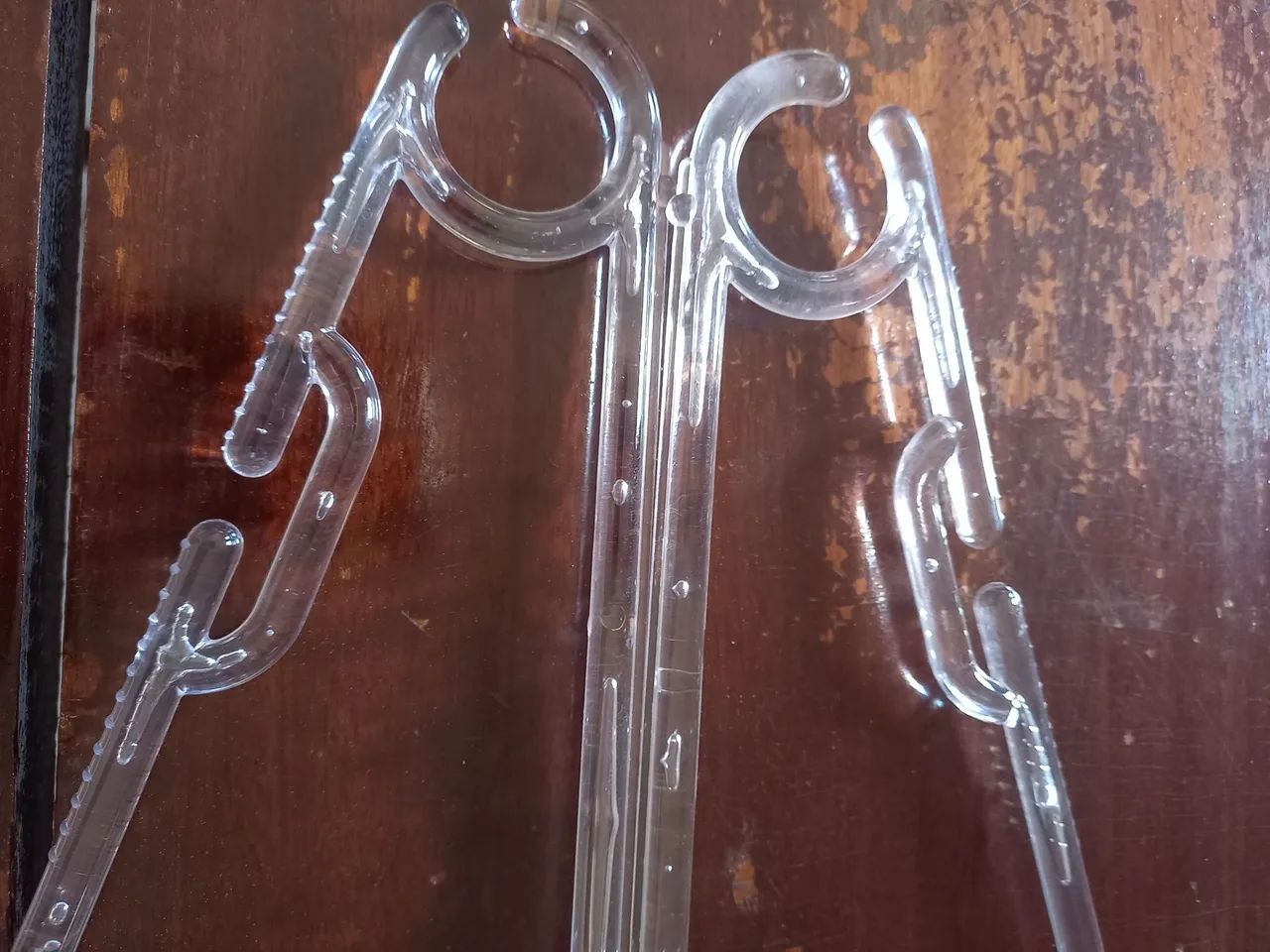 Cabide em acrílico para loja ou organizar suas roupas  - Foto 4