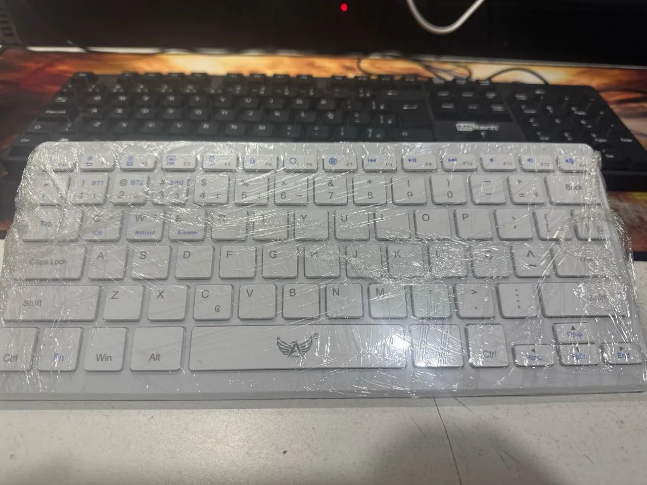 Mouse e teclado sem fio 