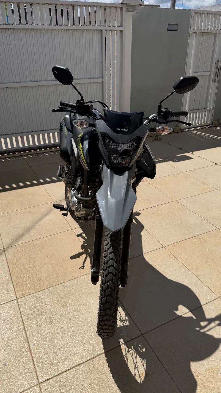 Moto praticamente zero