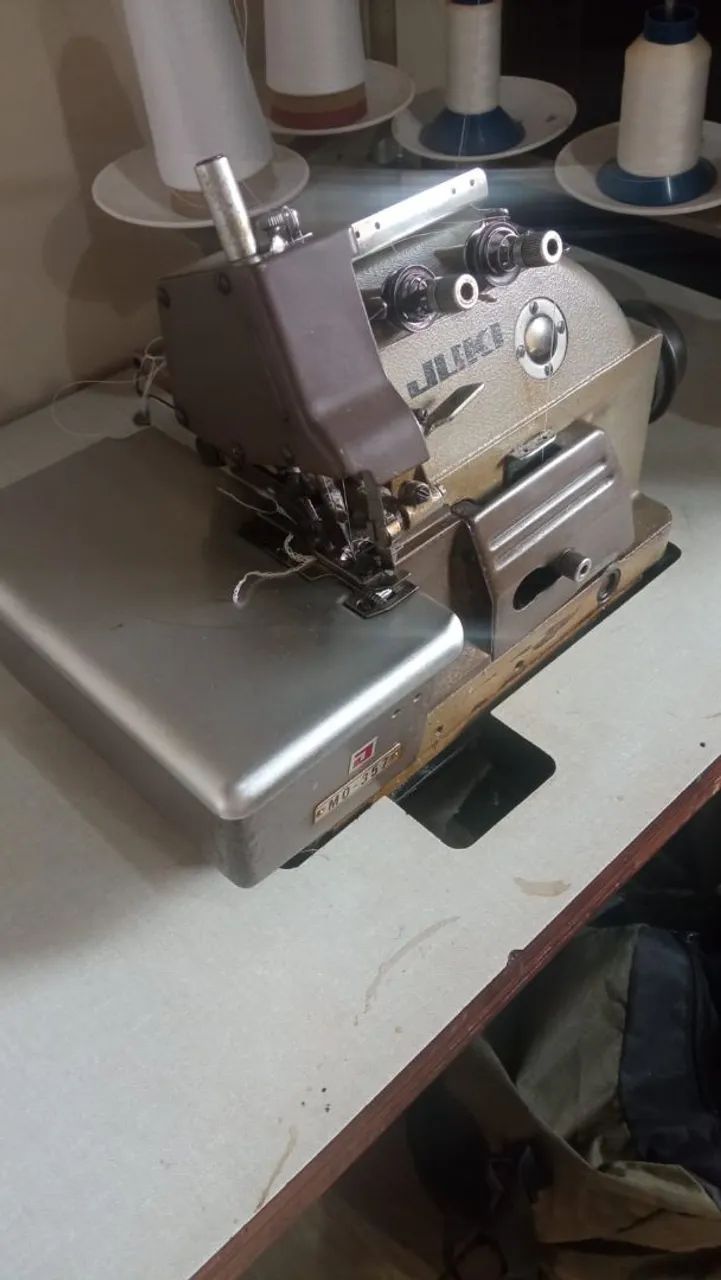 Máquina de costura interloque industrial  - Foto 4