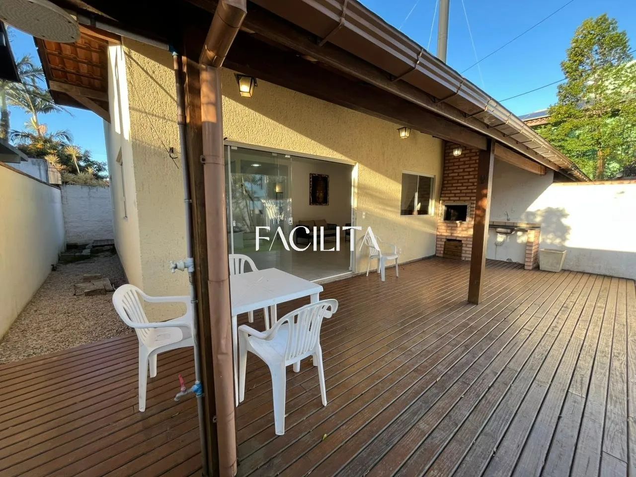 Casa com 2 quartos no bairro Rio Tavares, Florianópolis. - Foto 4
