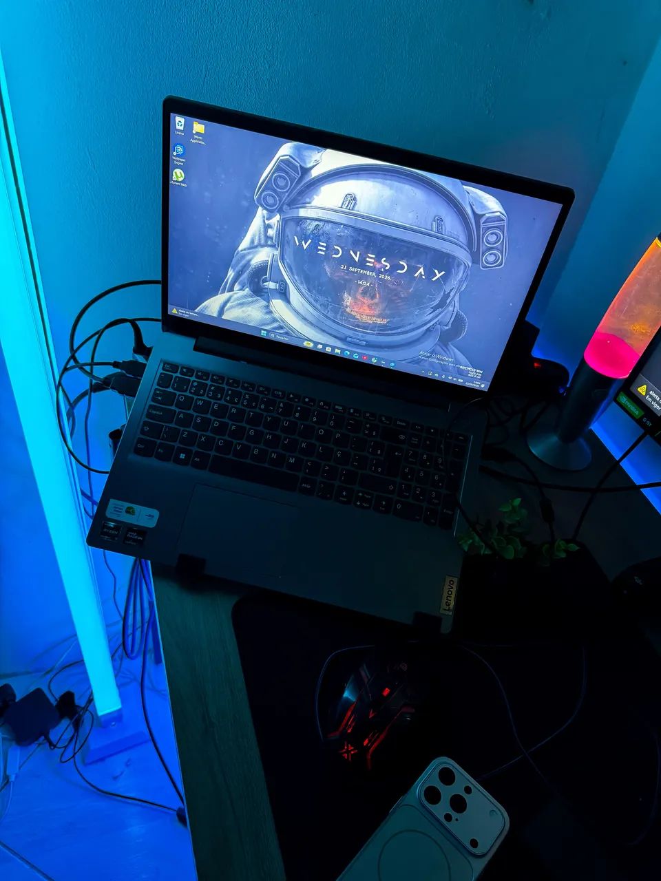 Notebook lenovo ryzen 7 5700U 8gb ram - Foto 2