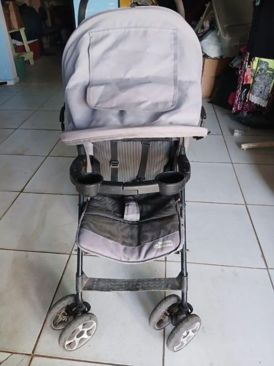vende carrinho de bebê