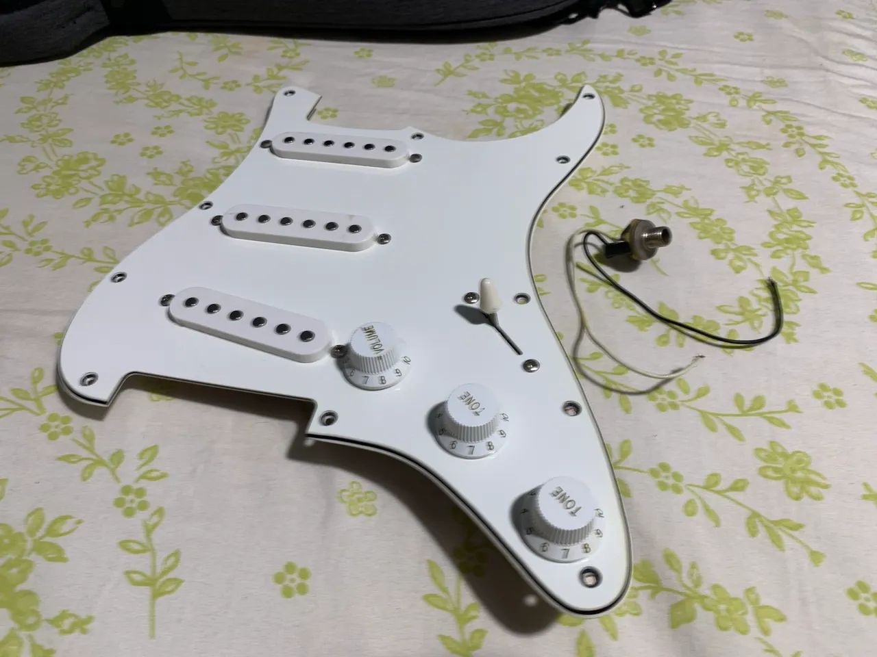 Escudo Completo Para Guitarra 
