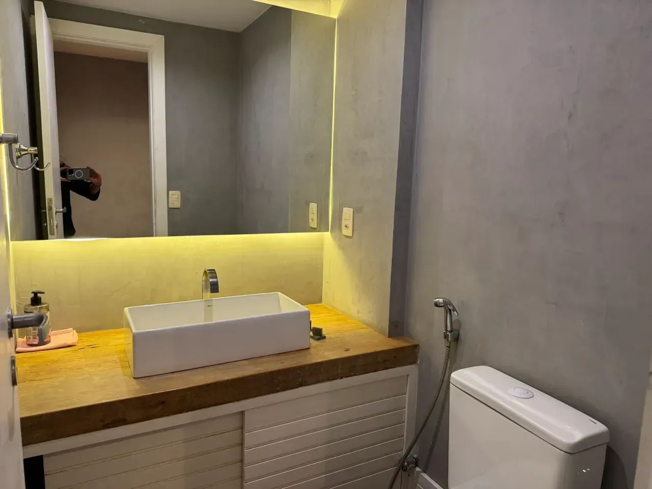 Imóvel para aluguel possui 70 metros quadrados com 2 quartos - Foto 4