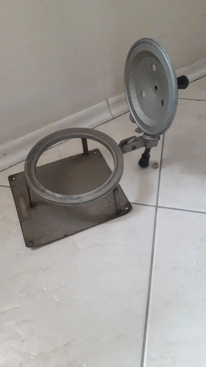 Máquina de fechar Marmitex  - Foto 2