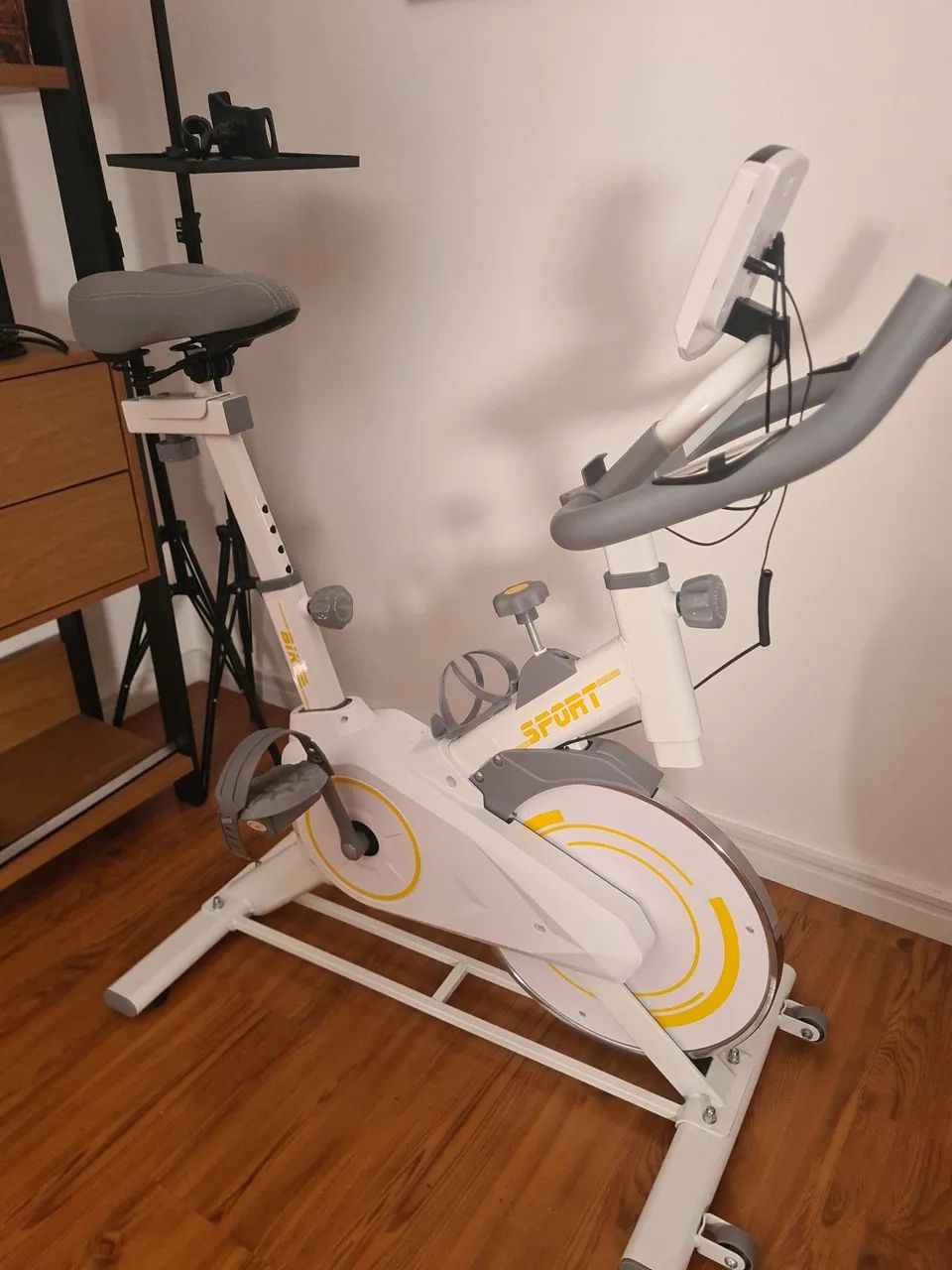 Bicicleta ergometrica spinning