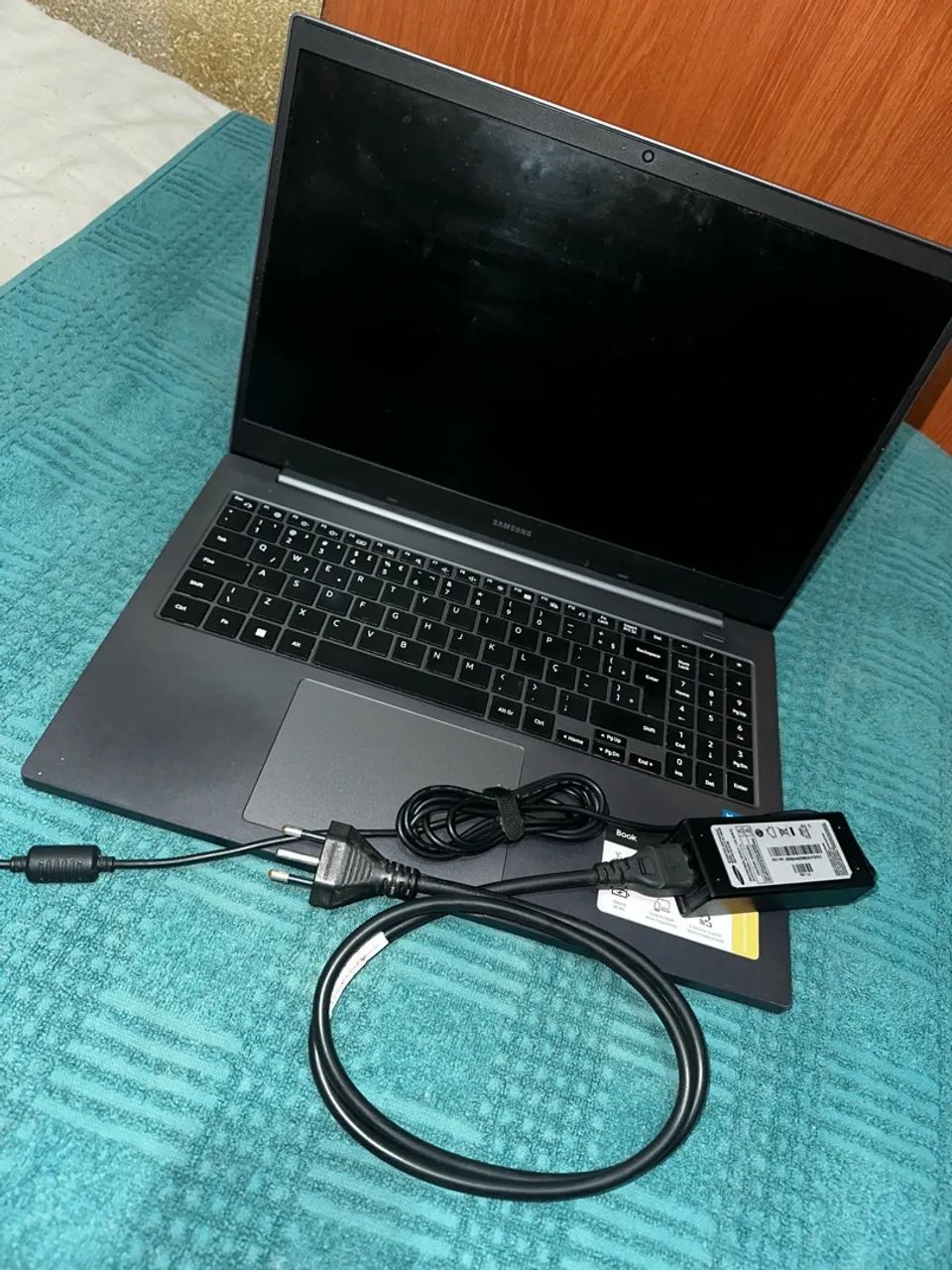 Notebook Samsung Book NP550XDA ? Intel Celeron 6305