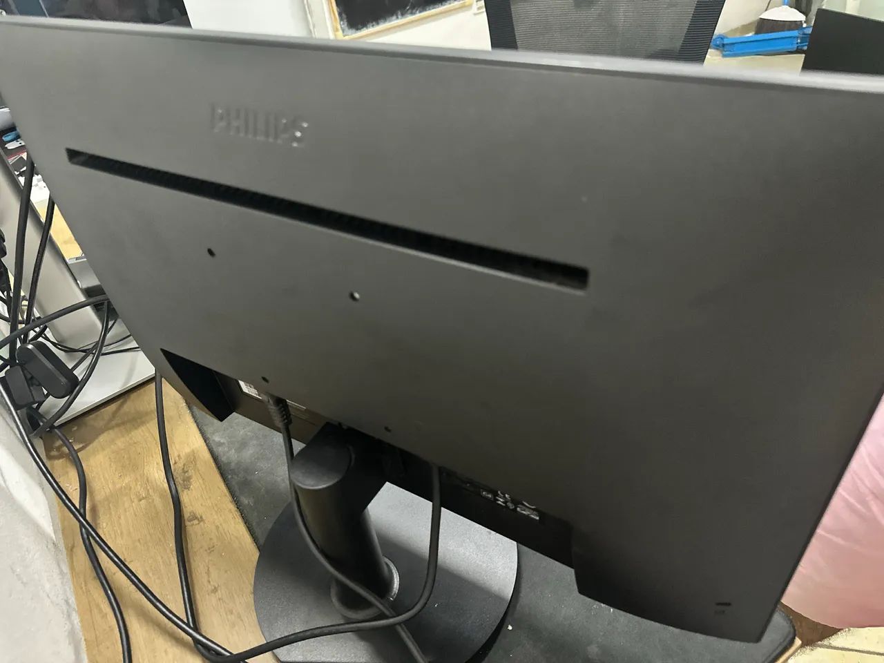 Philips 24 Polegadas Sem Moldura Hd Full Monitor - Foto 2