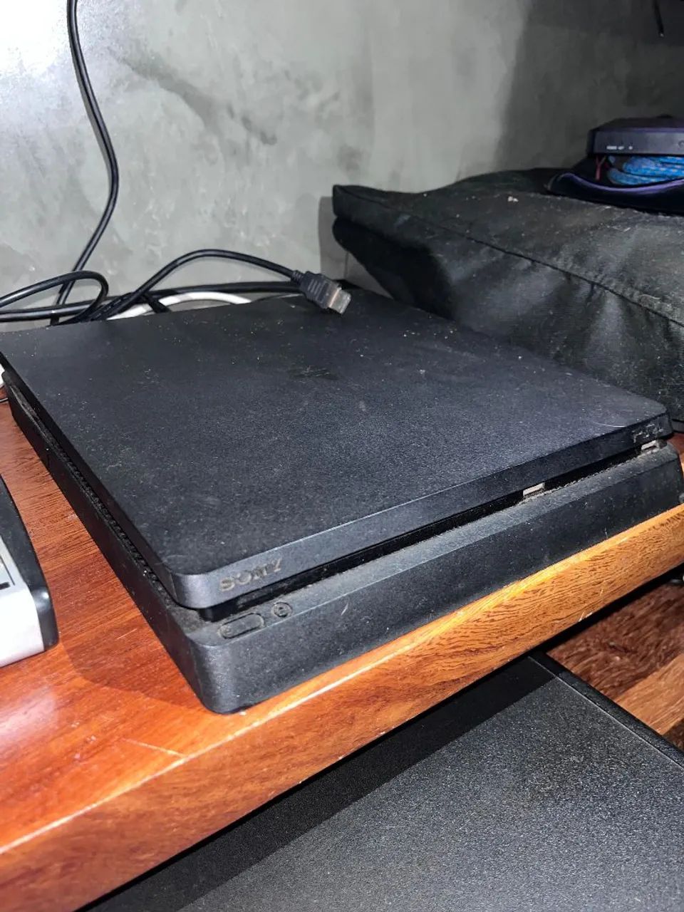 Playstation 4 slim - Ps4