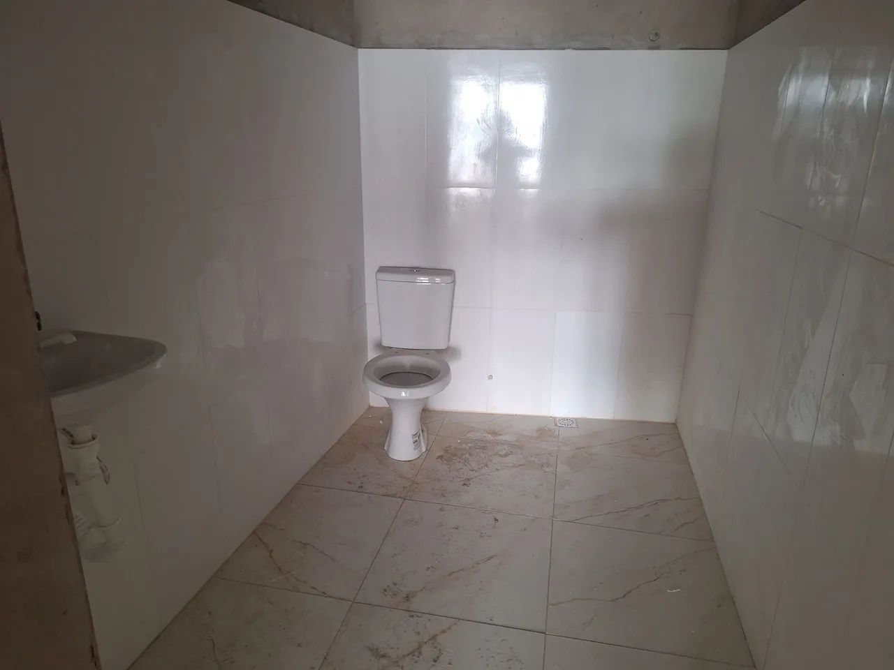 Ponto comercial 210m2, de frente para praça principal do bairro  - Foto 3