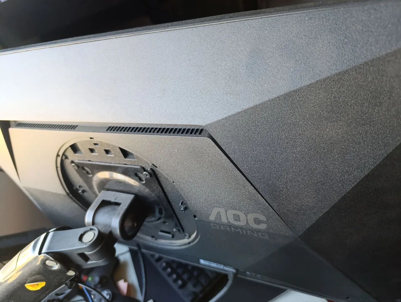 Monitor AOC 27 polegadas 180Hz 0,5ms de resposta - Foto 2