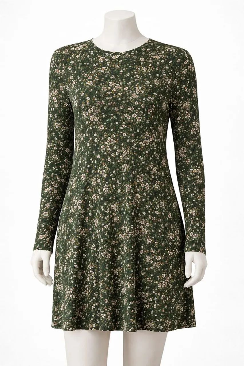 Vestidos e macaquinho tamanho P 38 ao 40 - Foto 4