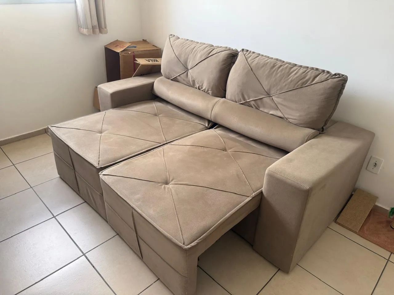Sofá Retrátil/Reclinável Usado 
