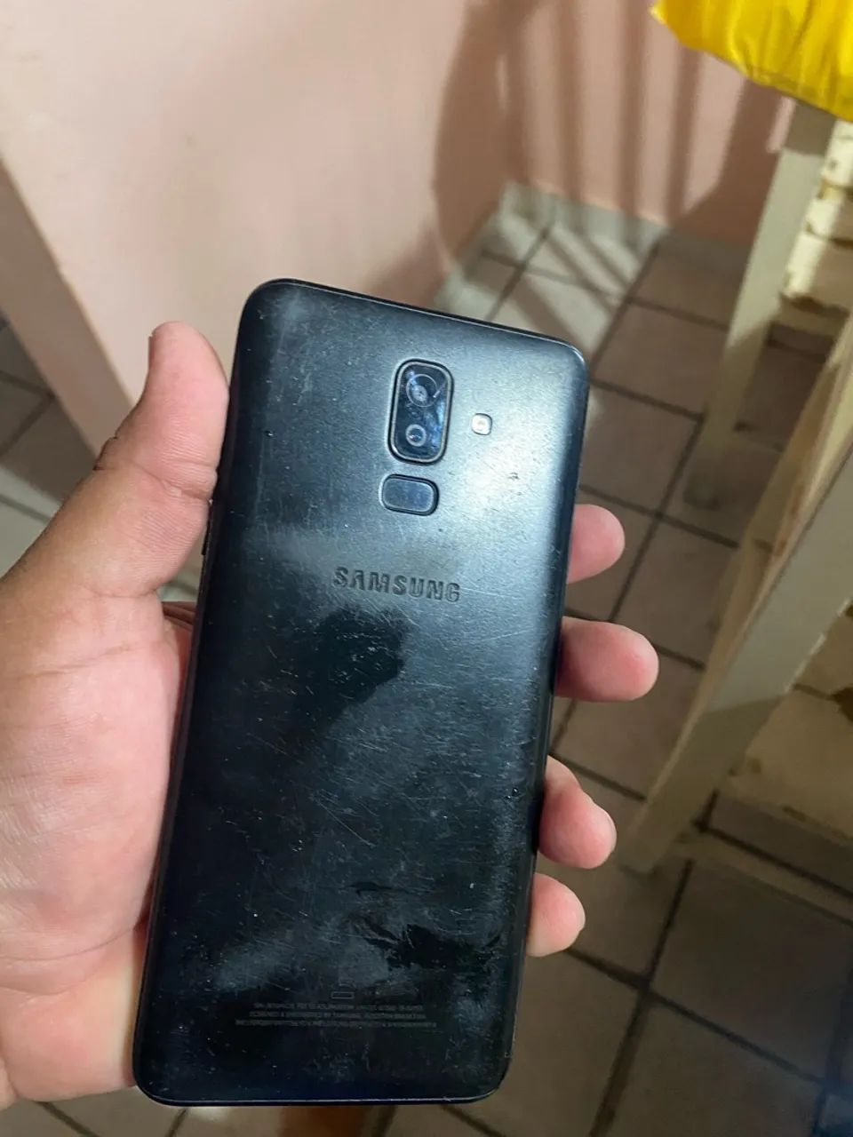 SANSUNG GALAX J8 - Foto 2