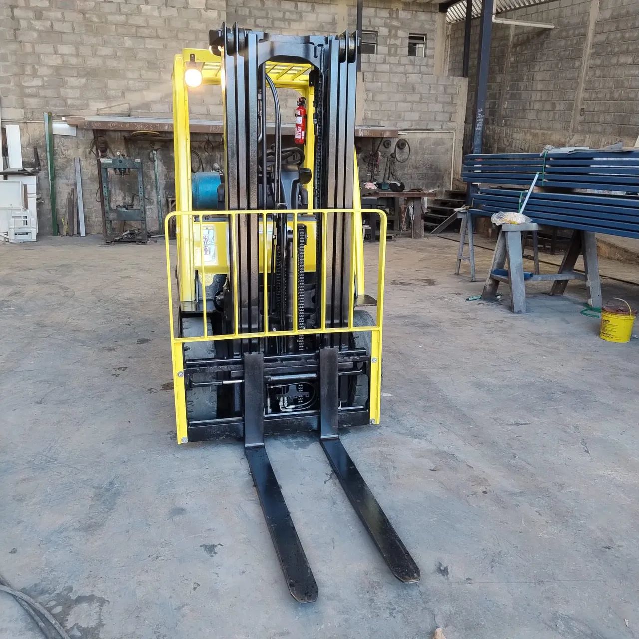 Empilhadeira Hyster  - Foto 6