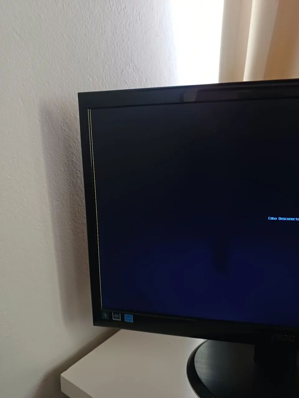 Monitor AOC (Com detalhe na tela) - Barato! - Foto 2