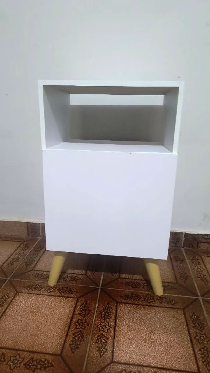 Mesas de Cabeceira Com Porta Retrô Quarto Cama Rapallo Branco  - Foto 2
