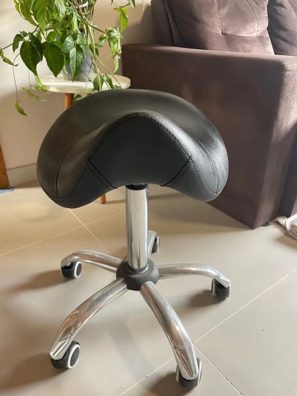 Cadeira sela giratória 