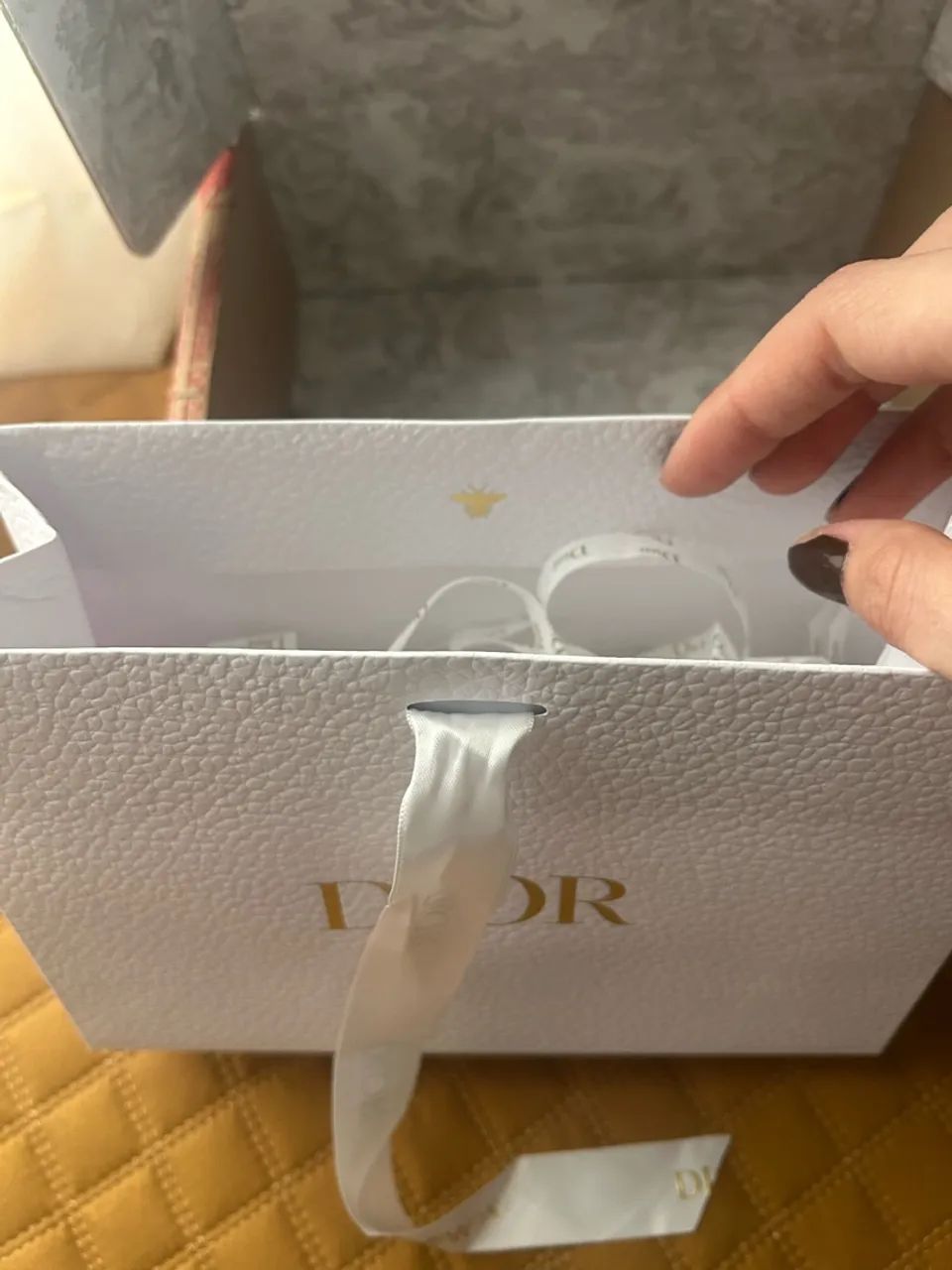 Caixa presente dior - Foto 2