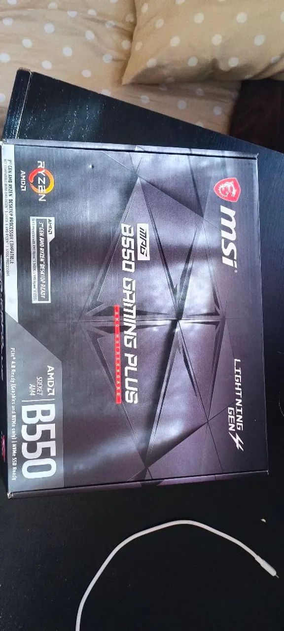 Placa-Mãe (Com Defeito) MSI MPG B550 Gaming Plus  - Foto 4