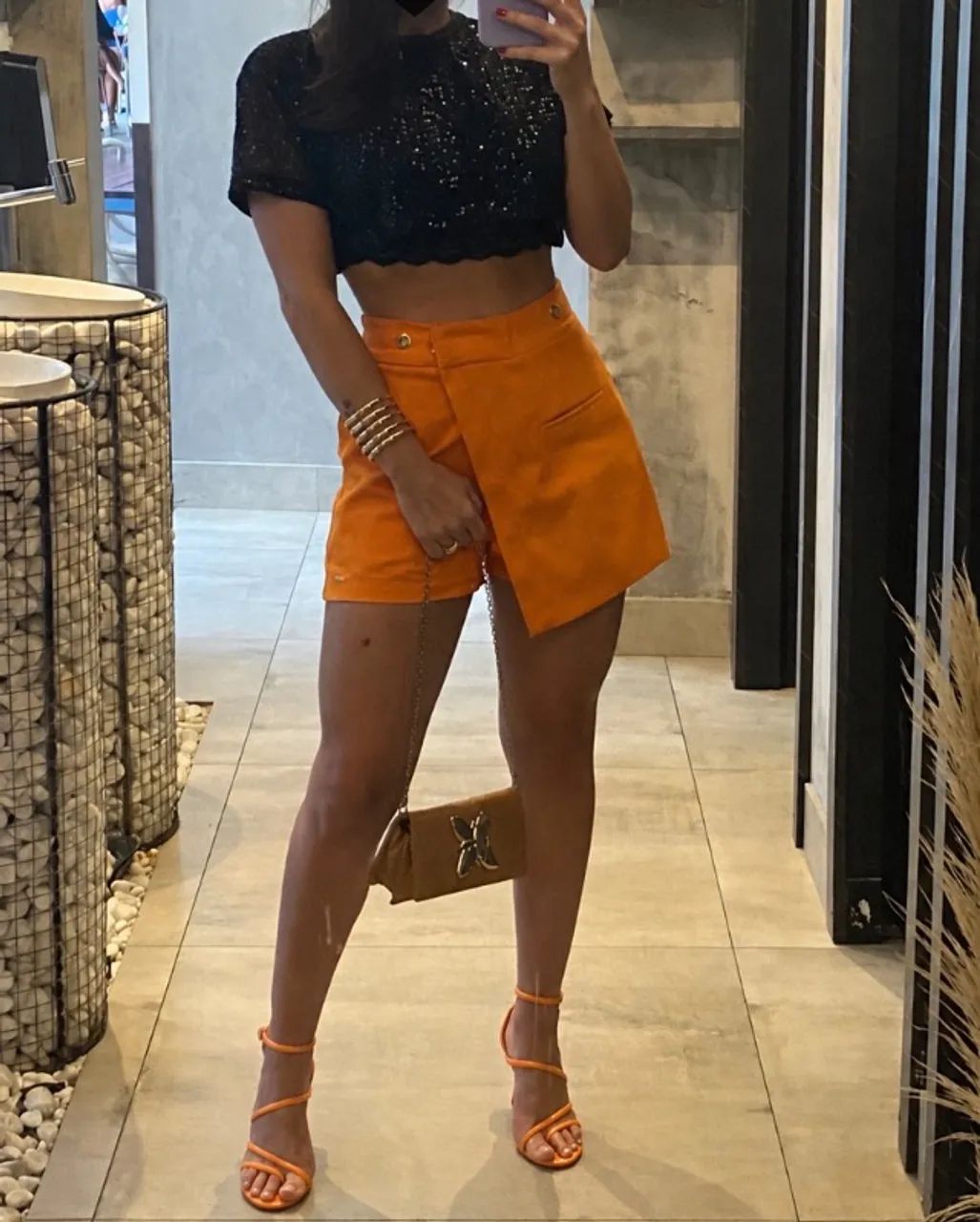 Sandália laranja Carrano