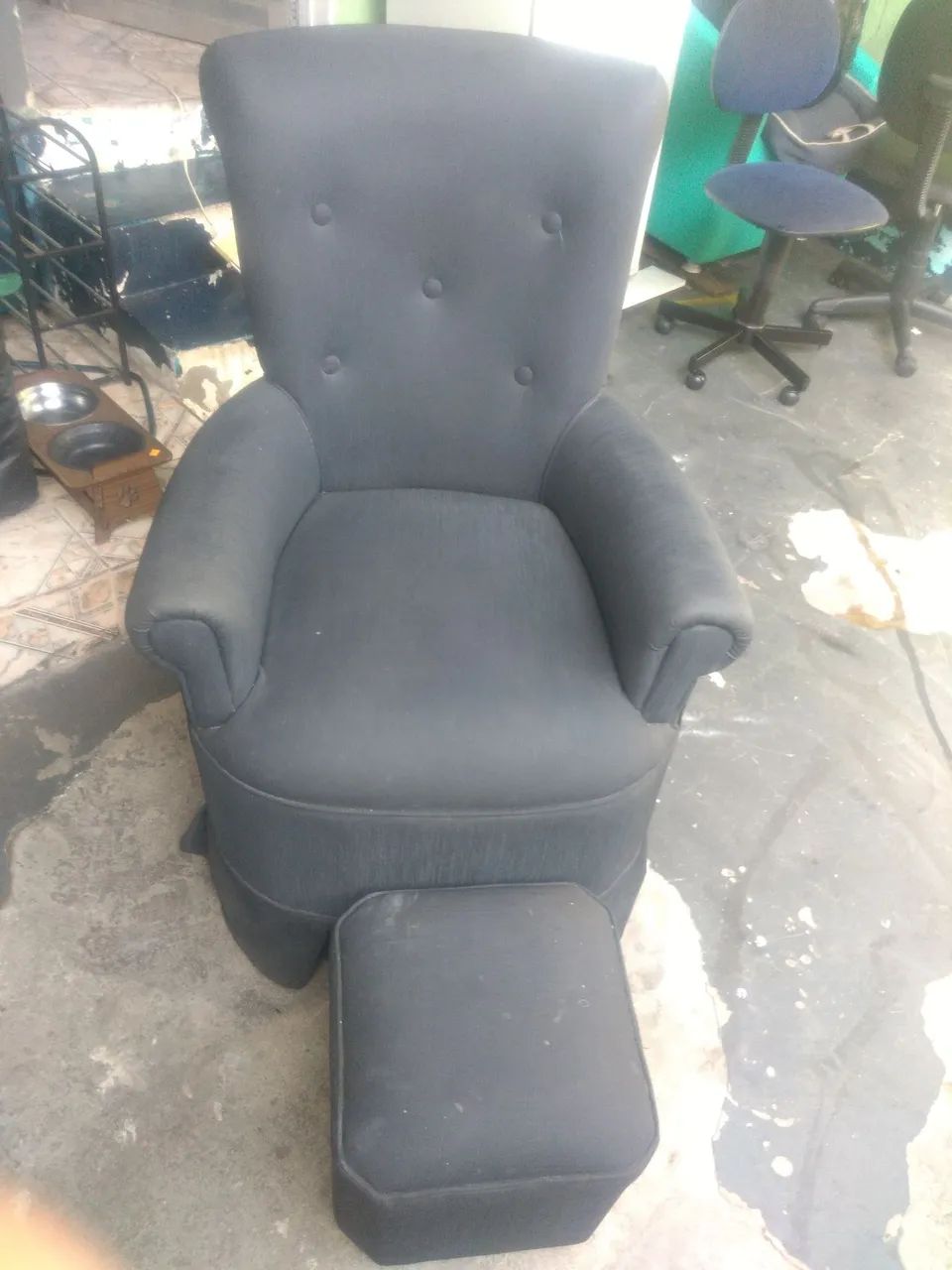 Vendo Poltrona Balanço, mais apoio de pé  - Foto 3