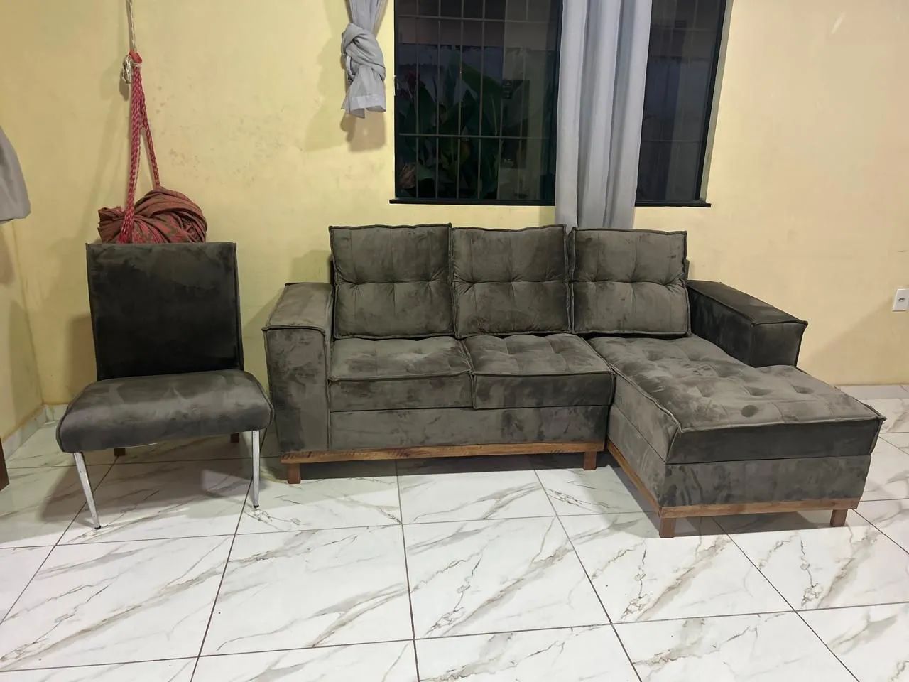Sofá 3 lugares 