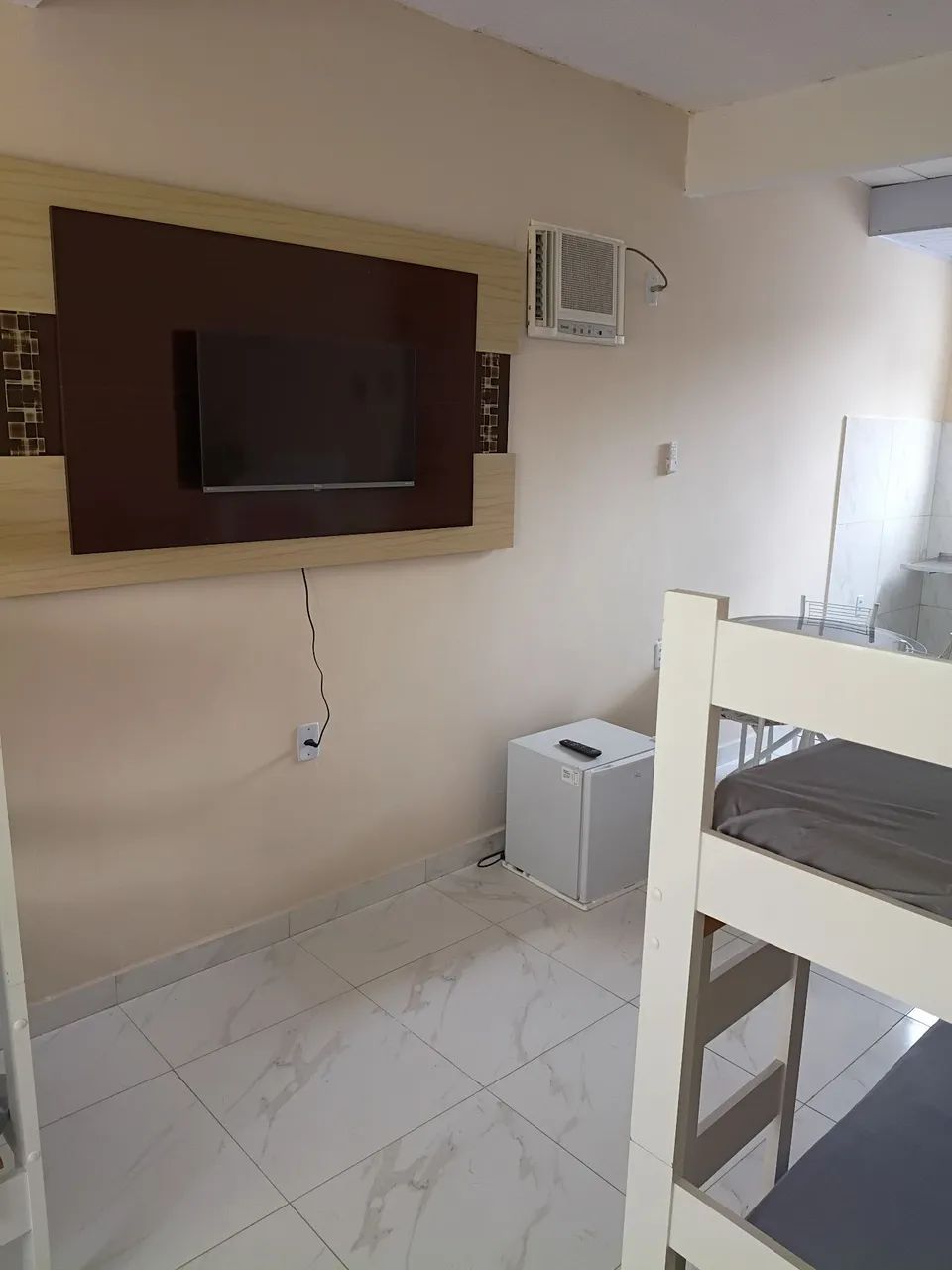 Área de Lazer e Dormitórios, piscina, churrasqueira, totó , pula pula e muita diversão. - Foto 4