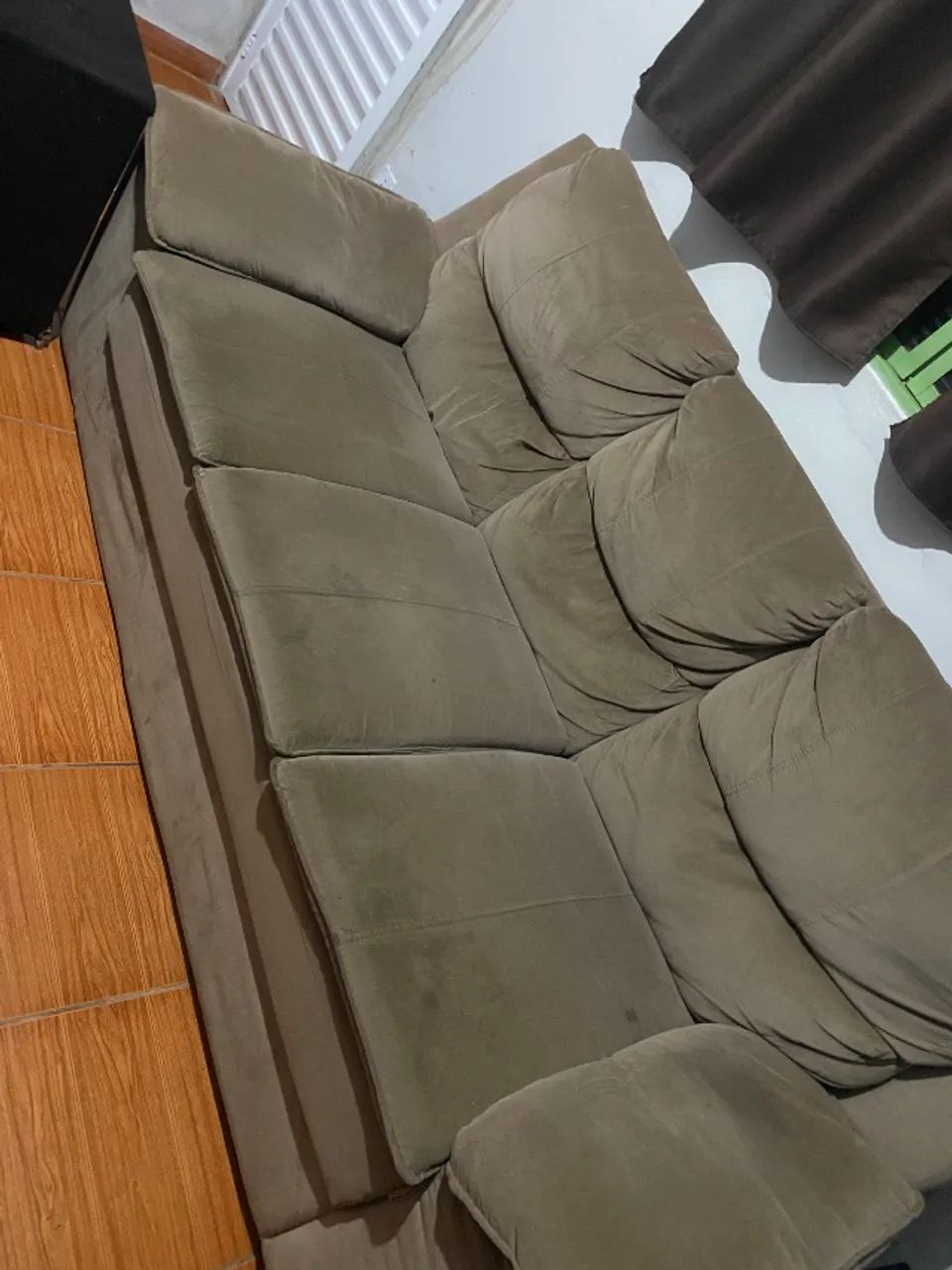 Sofá 3 lugares 