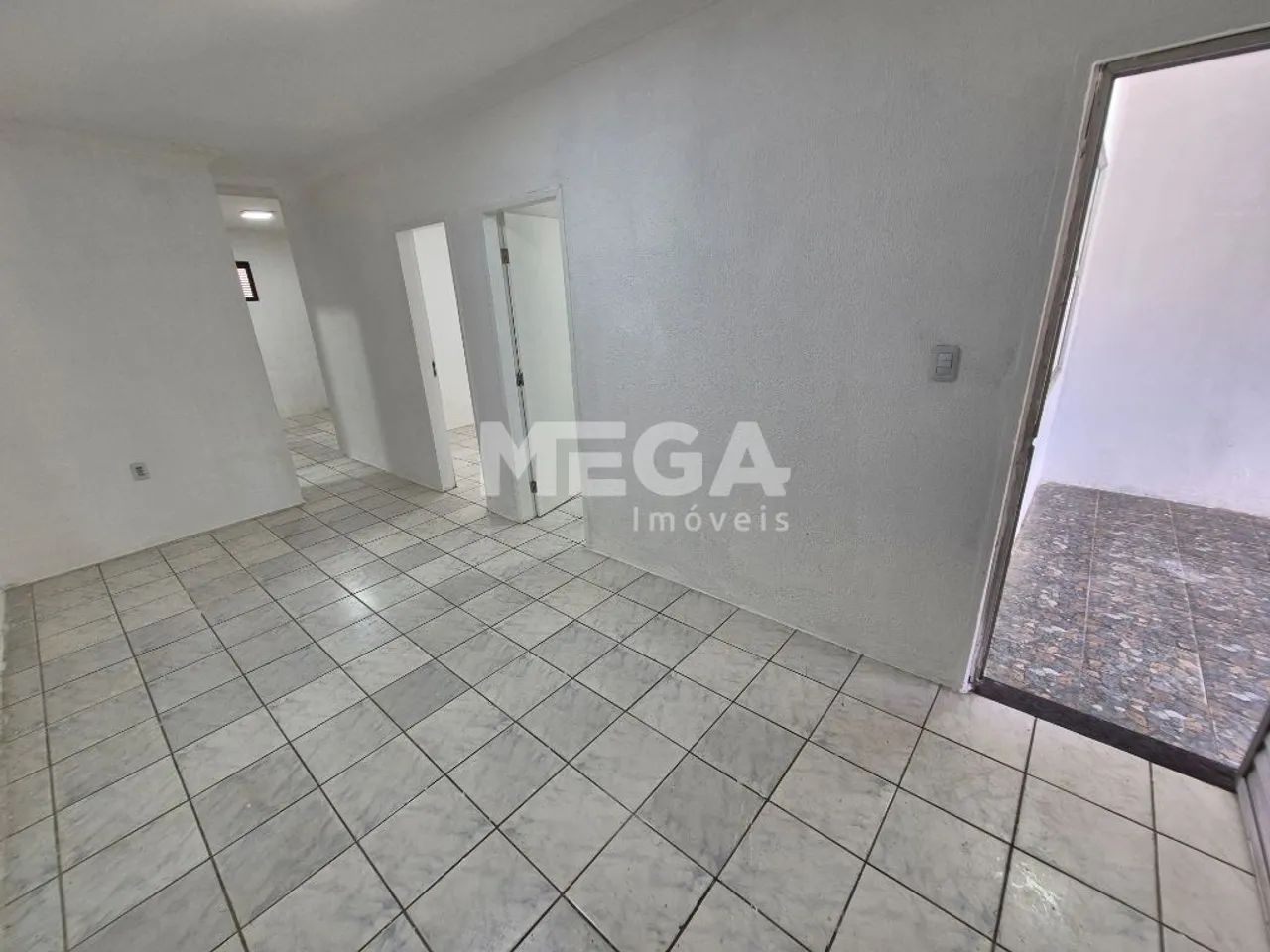 Casa com 2 quartos no bairro Quintino Cunha em Fortaleza, CE - Foto 4