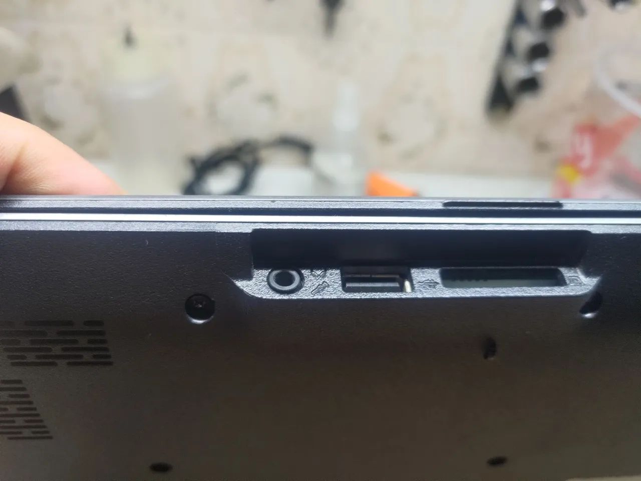 Notebook positivo liga mas não da imagem  - Foto 4