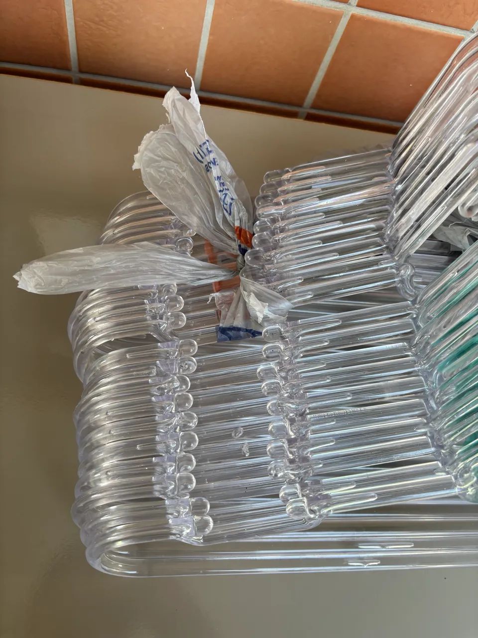20 Cabide transparente acrílico  - Foto 4