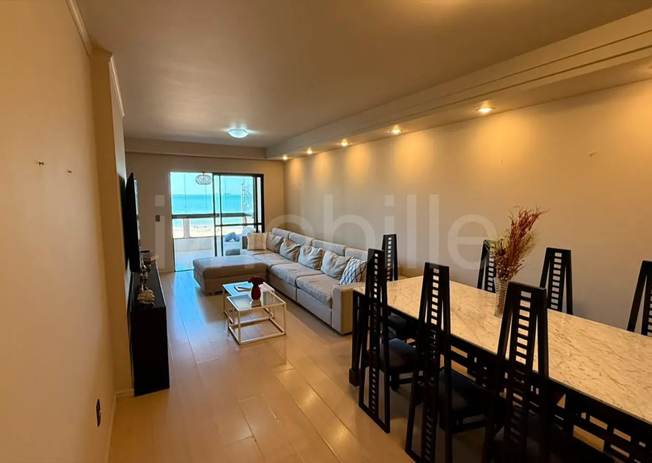 Apartamento no Edificio Malibu em Balneário Camboriú.