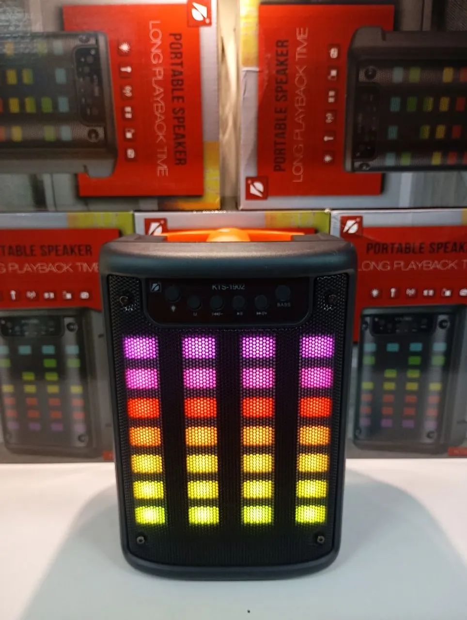 Caixa de Som Bluetooth KTS-1902 com LED