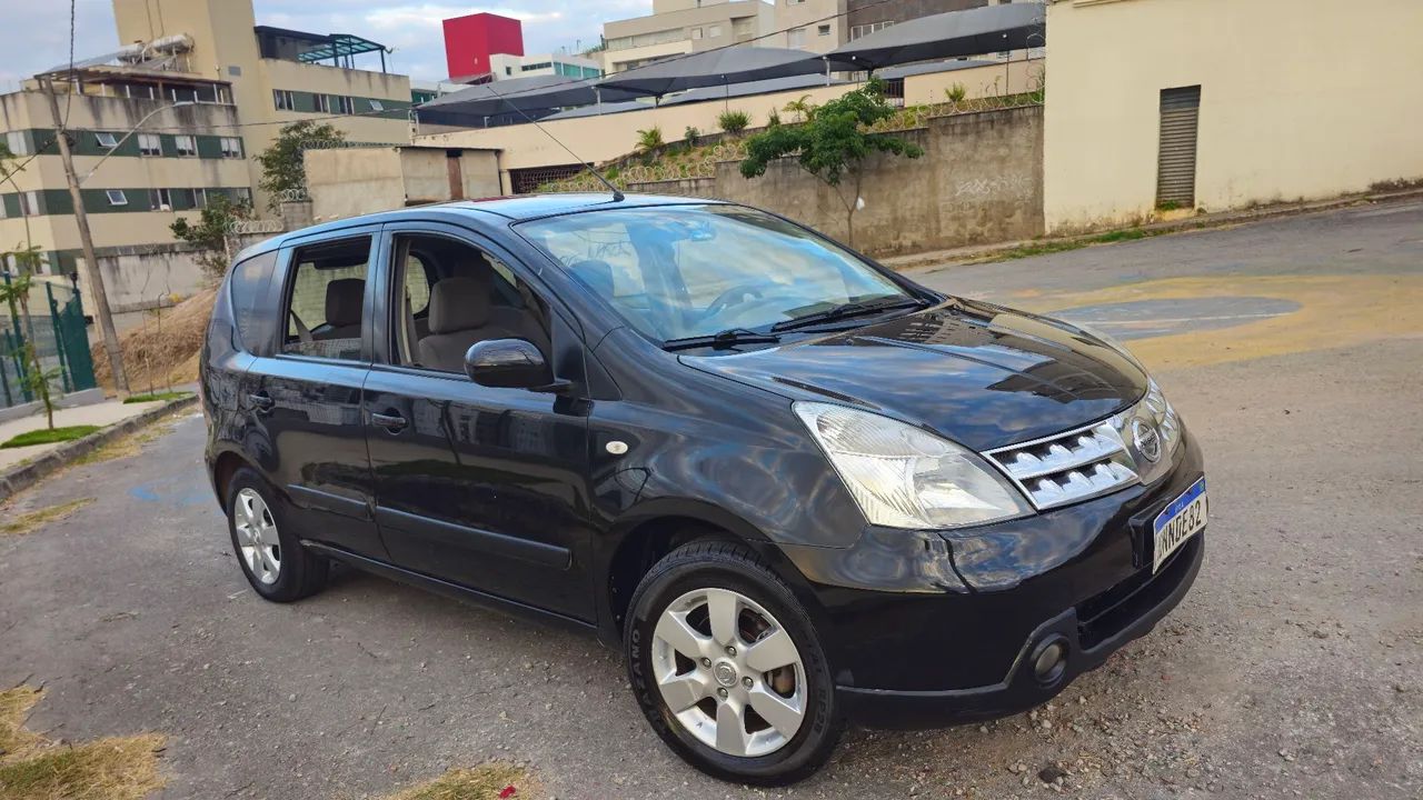 Nissan Livina 2010